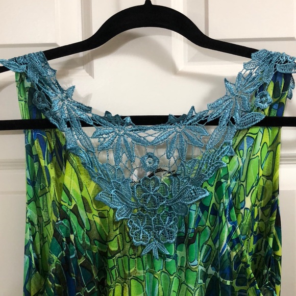 Stunning full length maxi dress with lace back - Picture 5 of 7